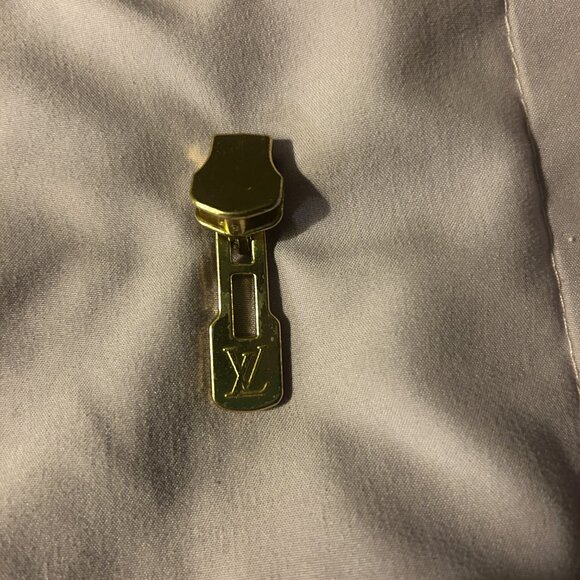 Louis Vuitton Gold Zipper Pull & Slide Replacement - Picture 10 of 11